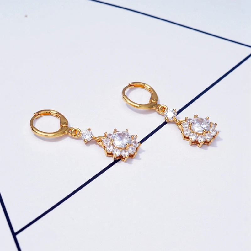 Серебряные серьги женские модные цветок с болтающимися частями для женщин белый