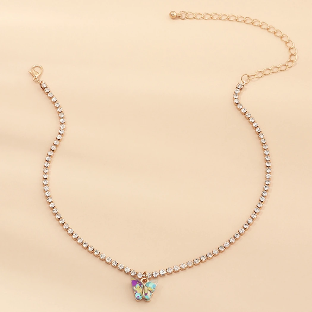 Ожерелье с подвеской-бабочкой Стразы ожерелье-бабочка ожерелье из сплава