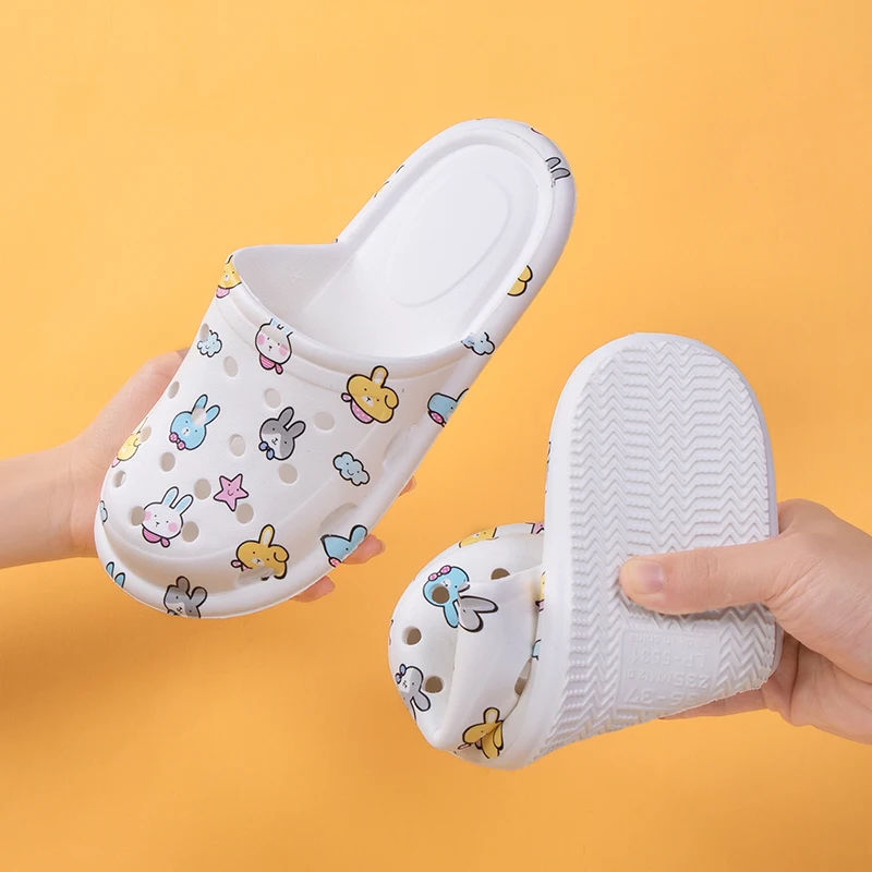 

Women's Summer Slippers Crocse Cute Cartoon Hole Slippers Female Beach Casual Shoes Indoor Home House Pool Slipper Flip Flops