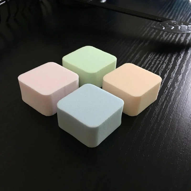 

Diamond-shaped Powder Puff Hydrophilic Non-latex Powder Puff Soaks In Water To Become Larger, Dry and Wet Oval Powder