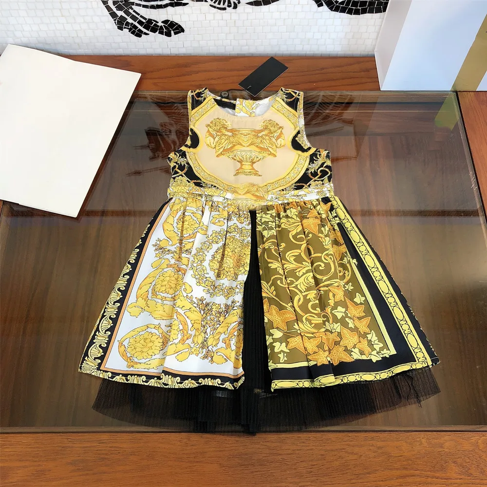 

Designer children's clothing 2021 summer new girl's sleeveless classic print design dress