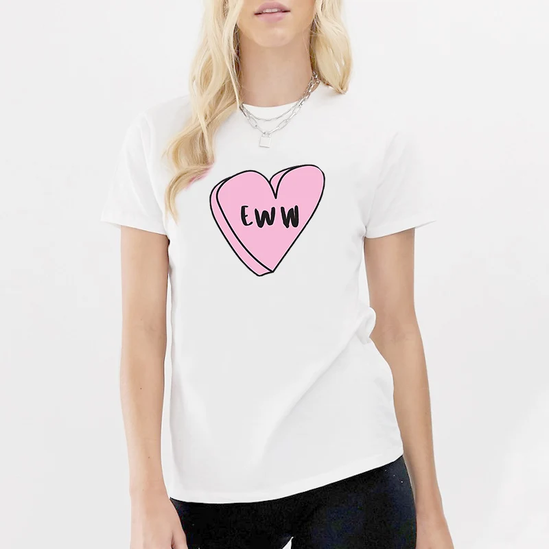 

Cute Cats Heart Print T-Shirts Women Summer Graphic Tees Funny Female Loose Crew Neck Harajuku Tops
