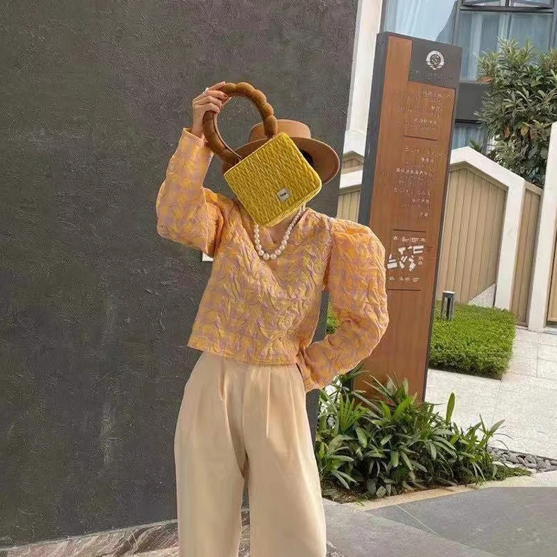 

CHICEVER Plaid Ruched Shirt For Women V Neck Puff Long Sleeve Loose Hit Color Blouses Females Clothing Spring 2021 Fashion Style