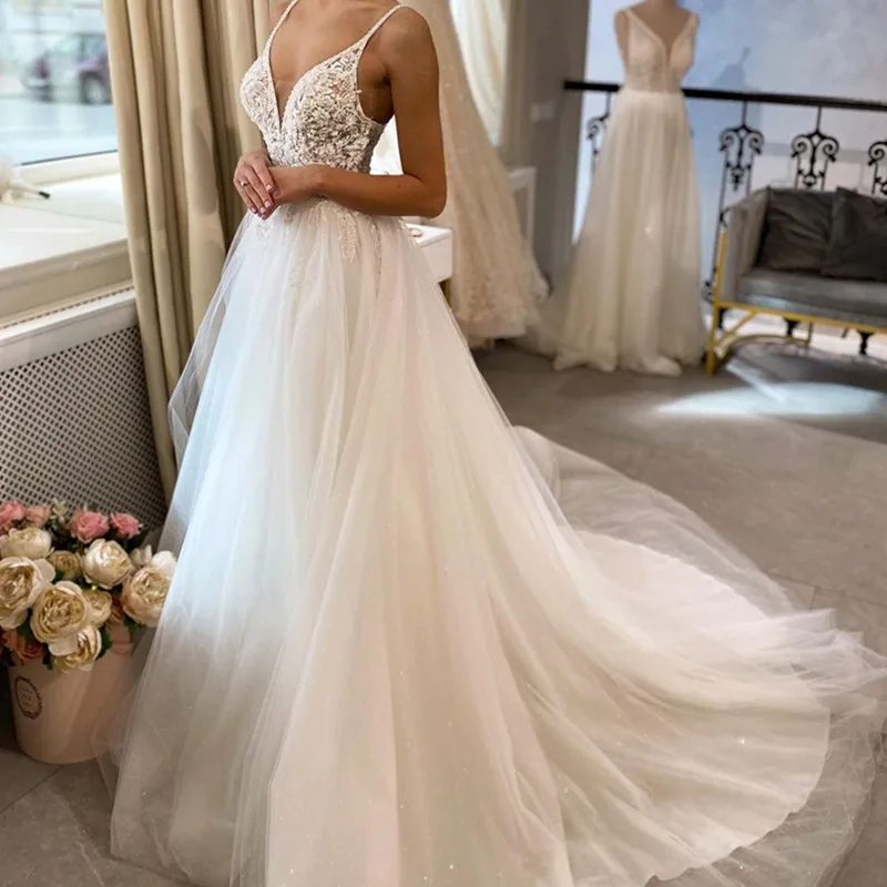 

Sexy Lace Wedding Dress Appliques Deep V-Neck Sleeveless Spaghetti Straps Tulle Backless Bride Gown Vestidos De Noiva 2022