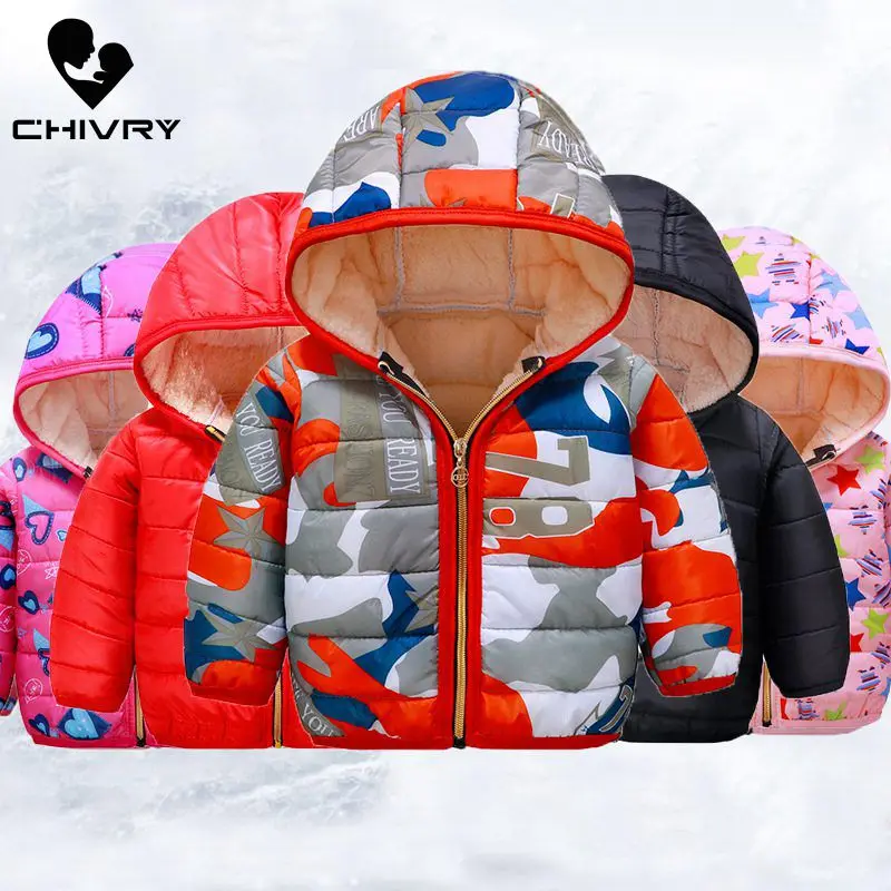 Детский пуховик с капюшоном на молнии камуфляжным принтом|Пуховики и парки| |