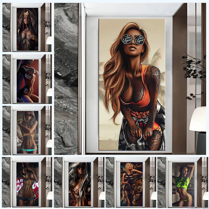 Абстрактная крутая сексуальная девушка с татуировками Постер Носит очки Женщины Татуировки Холст Живопись Печати Картины для гостиной Декор дома.
