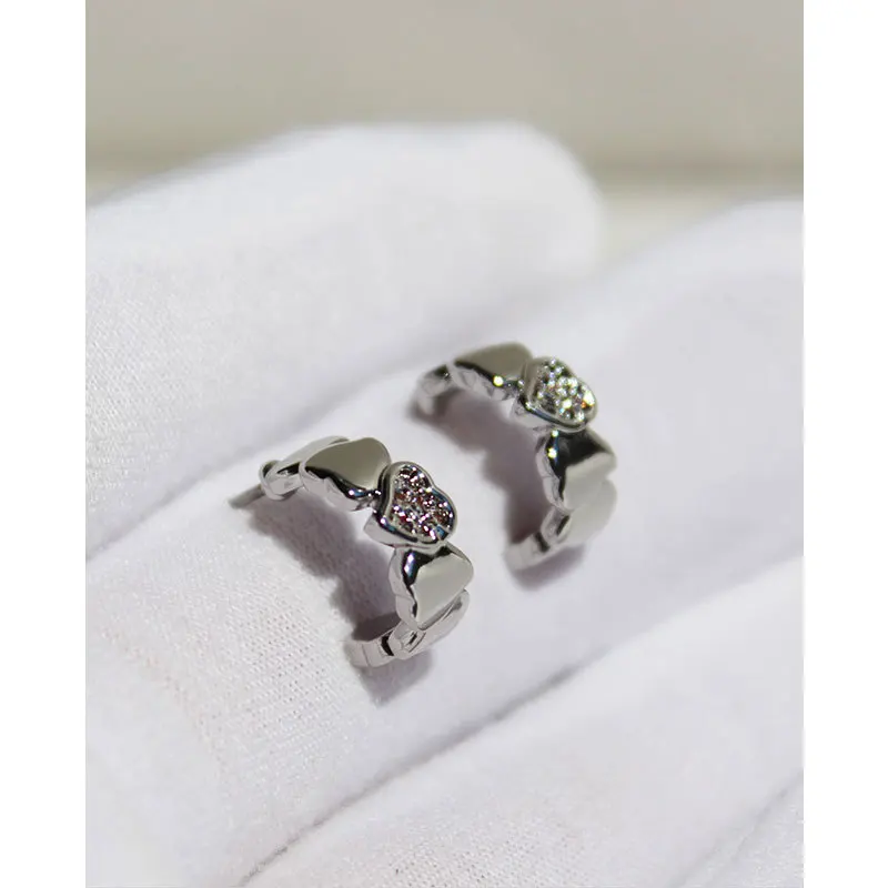 

Stud Earrings Jewelry for Women 2021 Zircon Heart Crystal Piercing Woman Earring Accessories Bijouterie Female New Year Gift