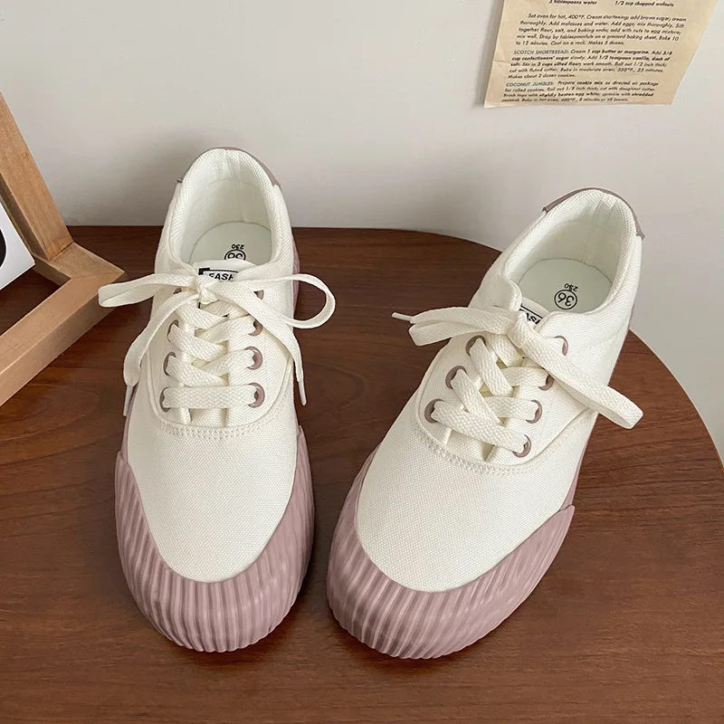 New Comfortable Ladies Casual Shoes Canvas Shoes Wavy Line Retro White Shoes Low Top Milk Brown Women's Sneakers 24-35