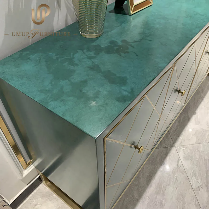 Мебель в гонконгском стиле от итальянского дизайнера для современного дома