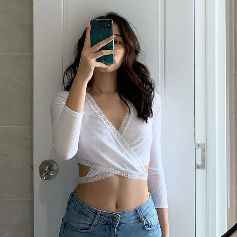 

Autumn Sexy Back Bandage T-Shirt Women Lace Trim Deep V-Neck Crop Top Slim Fit Long Sleeve Cropped Fashion Black White Tops Tee