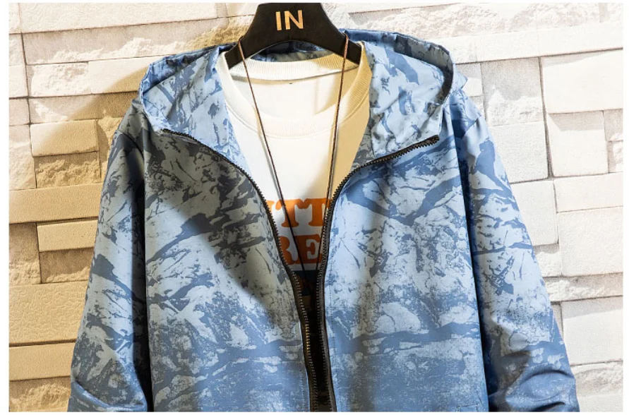 

2021 New women's Hooded Jackets Coats Spring Fashion Print Windbreaker women Basic Jacket Coat Zipper Lightweight Jacket