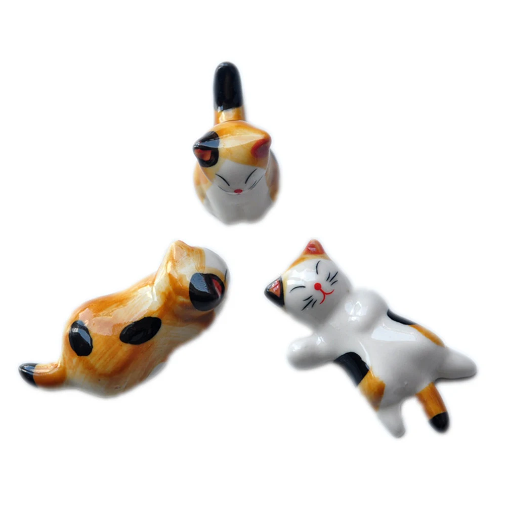 

3PCS/Set Kitten Chopstick Shelf Ceramic Lucky Cat Crafts Cute Cartoon Small Animal Decoration Chopstick Holder Exquisite Gift