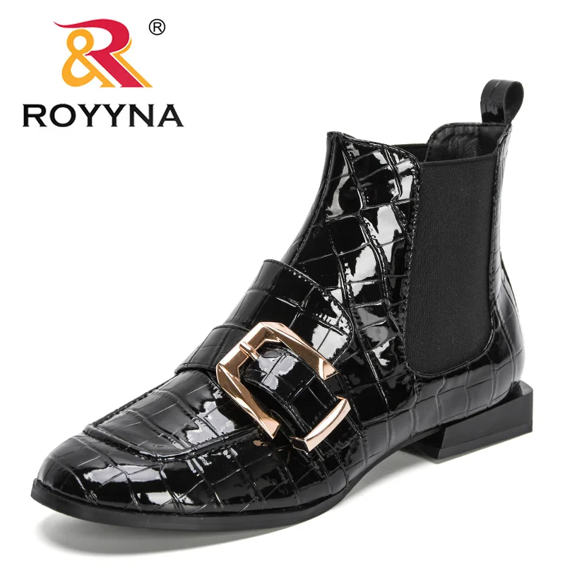 

ROYYNA 2022 New Desiners Luxury Brand Heels Ankle Boots Women Winter Patent Leather Round Toe Chelsea Boots Ladies High Quality