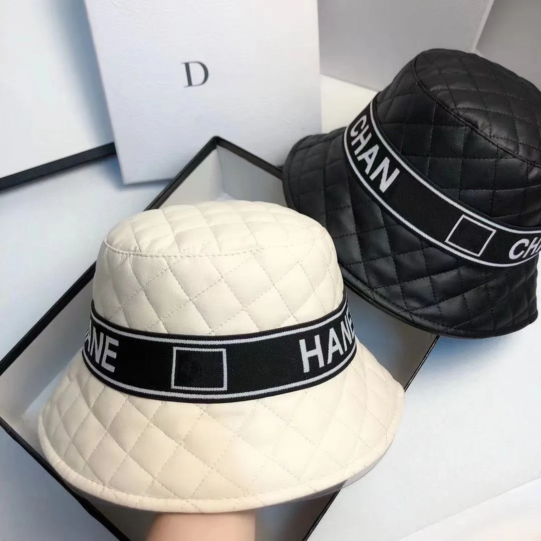 

2021 Spring Autumn New Panama Famous Brand Hat Leather Ladies Bucket Hat Sun Hats Travel Hat High Quality Fisherman's Hat