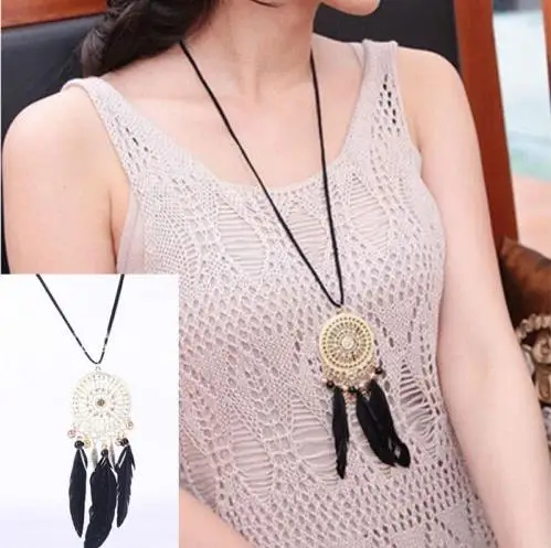 

1 Pcs Feather Pendant Necklace Hollow Circle Dream Catcher Jewelry Chain For Women Jewelry Gift