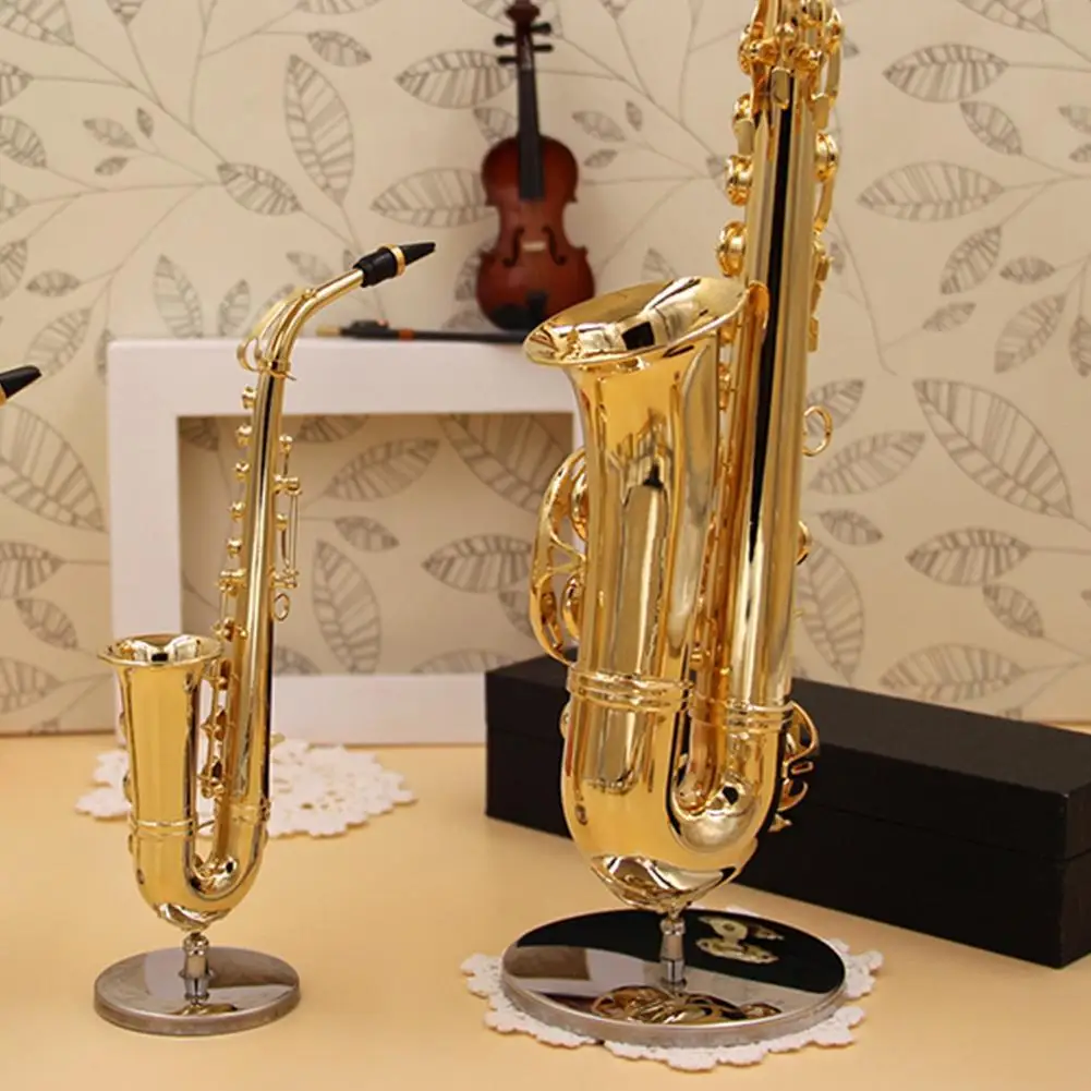 

Мини-саксофон Модель музыкального инструмента Coppe брошь Миниатюрный стол Декор дисплей музыкальный инструмент