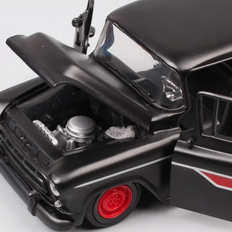 1/24 Jada Bigtime классика GM 1957 Шевроле SUV спортивные Diecasts автомобили металлические модели весы игрушки Бесплатные Шины