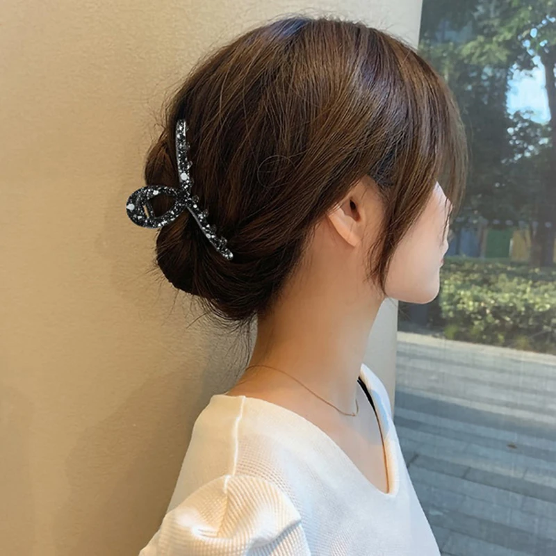 

Korean Acrylic Women Hair Claws Crab Clamps Charm Solid Color Leopard Lady Hair Clips Retro Make up Hairdress Hair Styling Tool