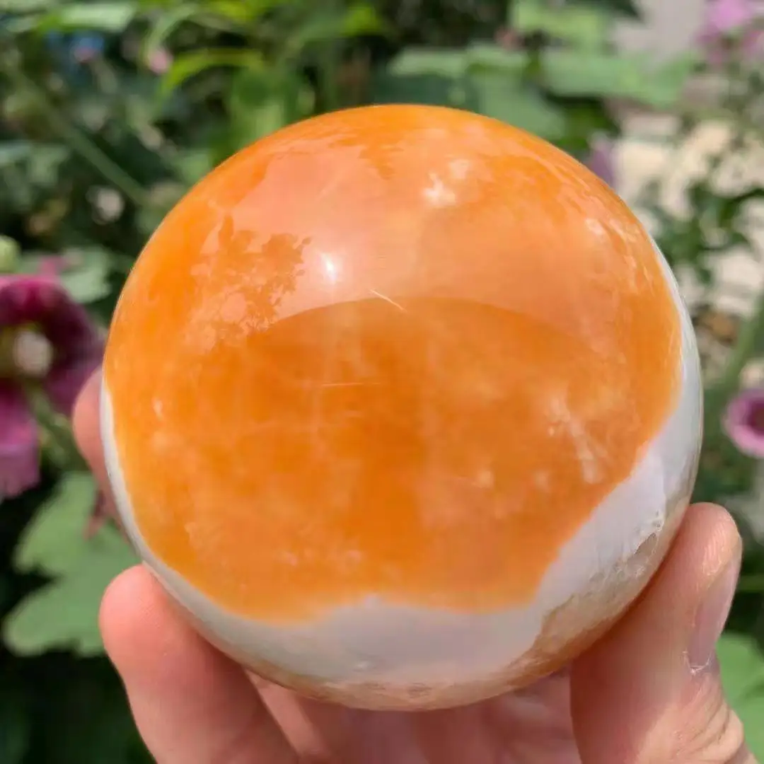 

Natural and beautiful gold frozen stone crystal column, natural healing crystal