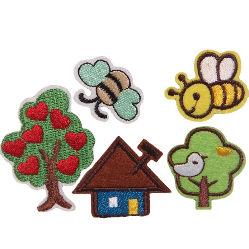 

100pcs/lot Small Luxury Embroidery Patch Shirt Bag Clothing Decoration Accessory House Bee Fruit Tree Bird Craft Diy Applique