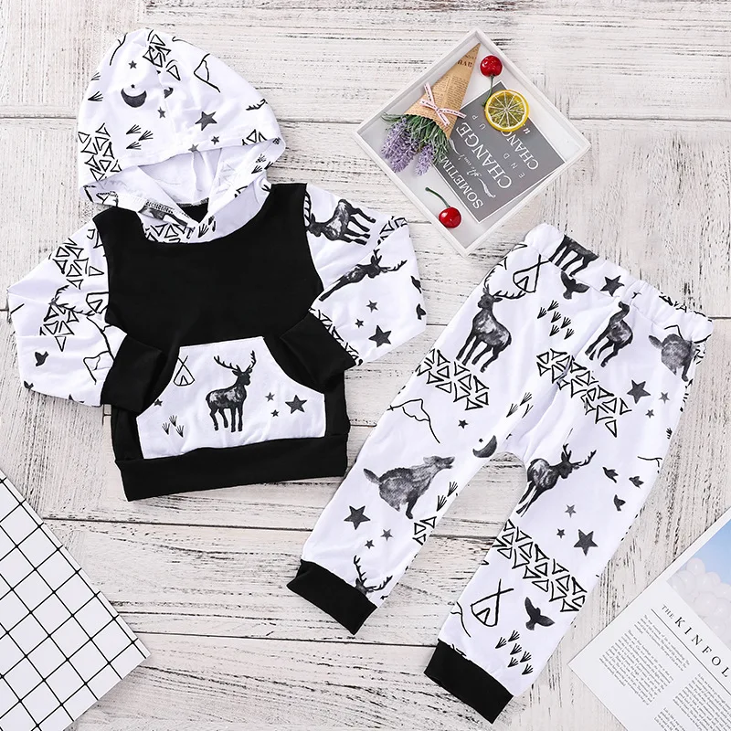 Комплект с героями мультфильмов Изысканная детская одежда со звездами и