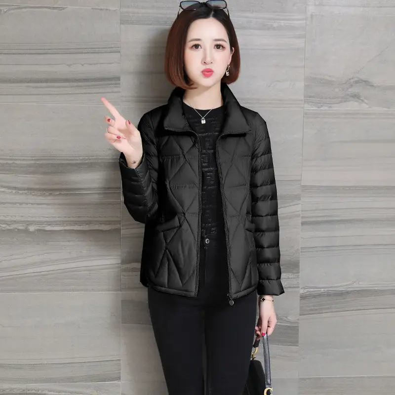 

New Down Padded Jacket Women's Light and Thin Short Fashion Casual Winter Coat Women Loose Korean Thick Padded Jacket