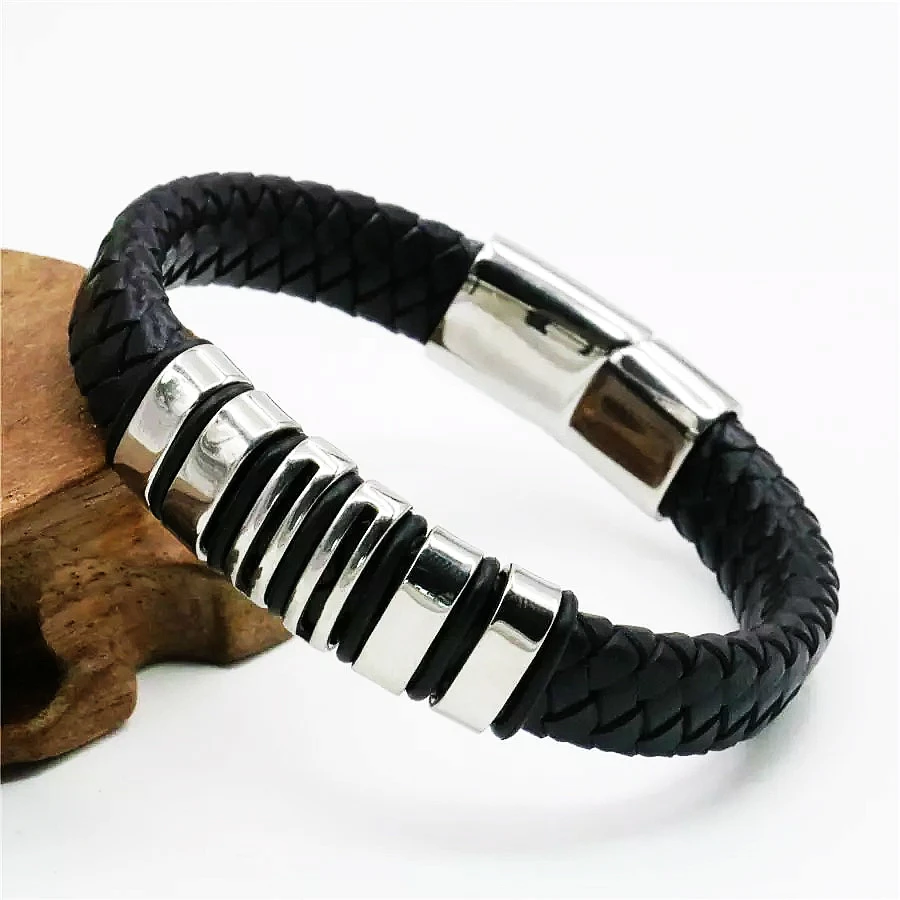 

Cool Punk Stainless Steel Magnetic Button Design Genuine Leather Bracelet for Men Fashion Bangles Male Gift