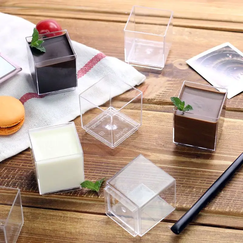 Одноразовая жесткая пластиковая чашка для пирожного с муссом квадратная пудинга