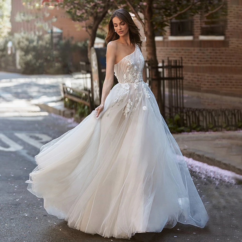 

Boho A Line Wedding Dress Beaded Lace Appliques One Shoulder Sleeveless Tulle Sweep Train Bride Gown Vestidos De Novia