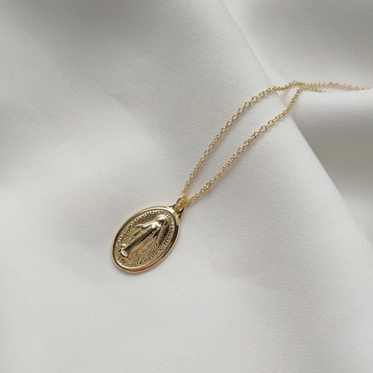 European and American Explosive Cross Religious Accessories Virgin Mary Pendant Copper Necklace | Украшения и аксессуары