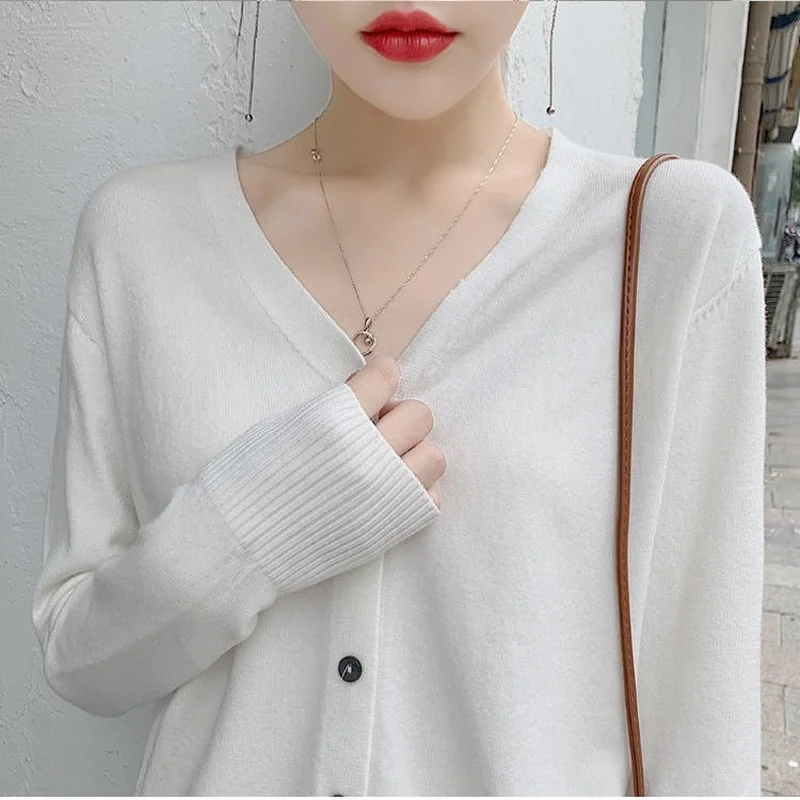 

Cardigan Women Solid Simple V-neck All-match Stylish Mature Knitted Sweaters Female Fashion OL Slim Single Breasted Ins Soft New