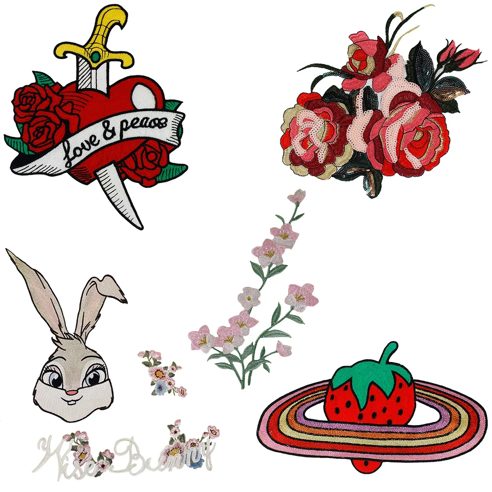 Кролик цветок патч Вышивка земля планета клубника меч значок с сердцем для