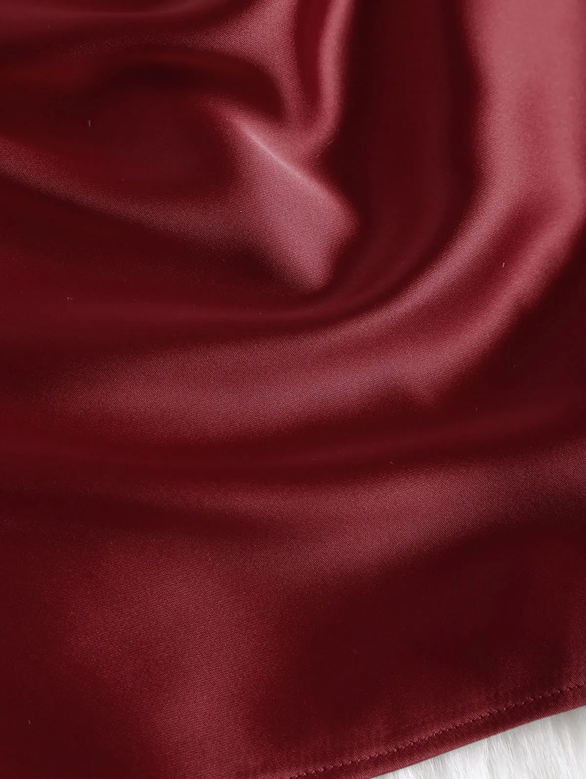 

ZAFUL Satin Cowl Cami Tank Top Women Summer Crop Tops Sleeveless Sexy Ladies Basic T-Shirt Casual Streetwear Tees