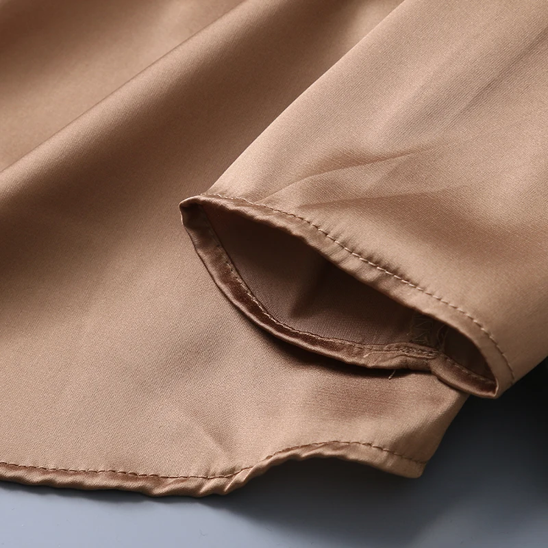 Женская Осенняя блузка с бантом на воротнике однотонная шелковая рубашка