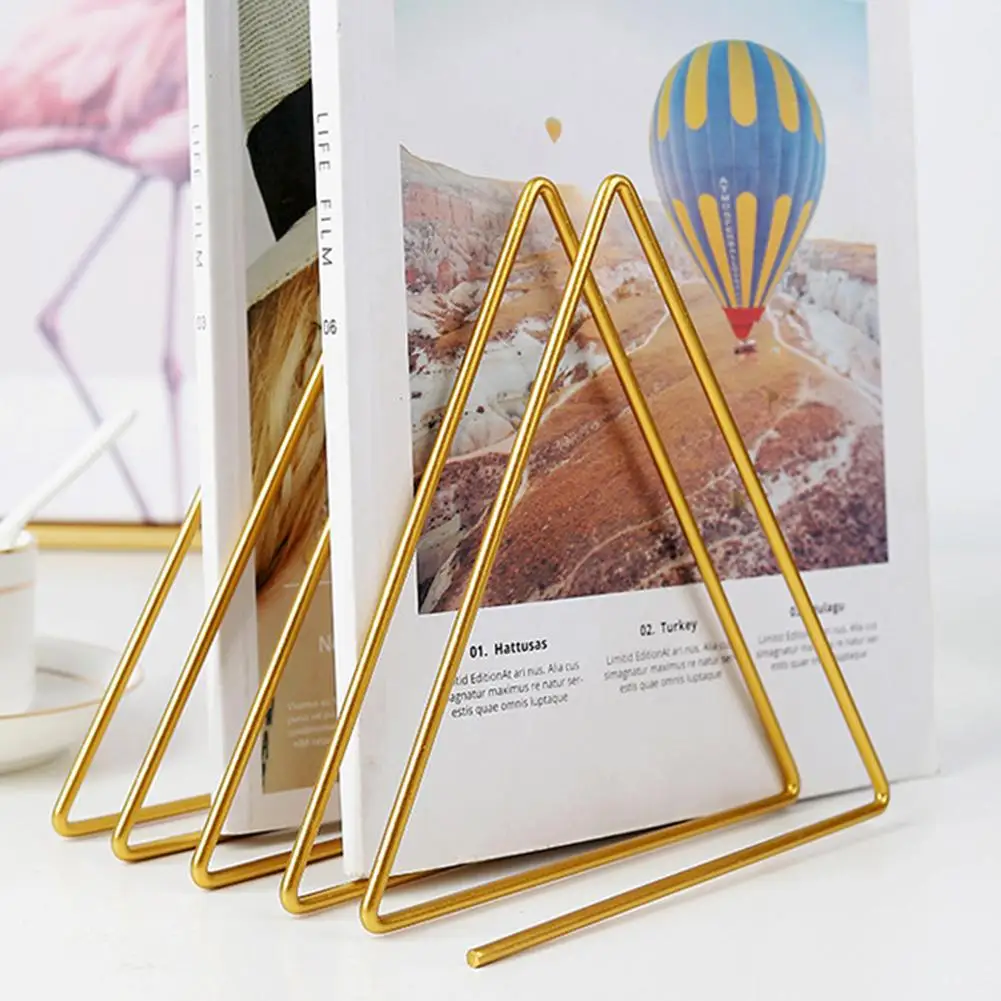 

Fashion File Book Storage Shelf Triangle 4 Grid Nordic Wrought Iron Magazine Stand Desktop Organizer Storage Accessories