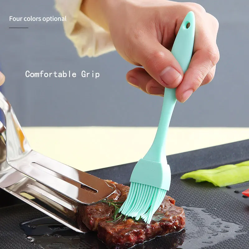 

Cake Bread Brush Non-Stick Heat-Resistant Oil Brush Kitchen Baking Tools Food Grade Silicone Barbecue Brush