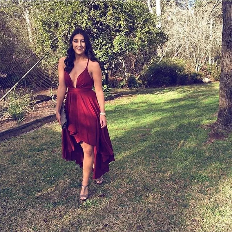 Женское платье сарафан на бретельках однотонное сексуальное с V образным вырезом