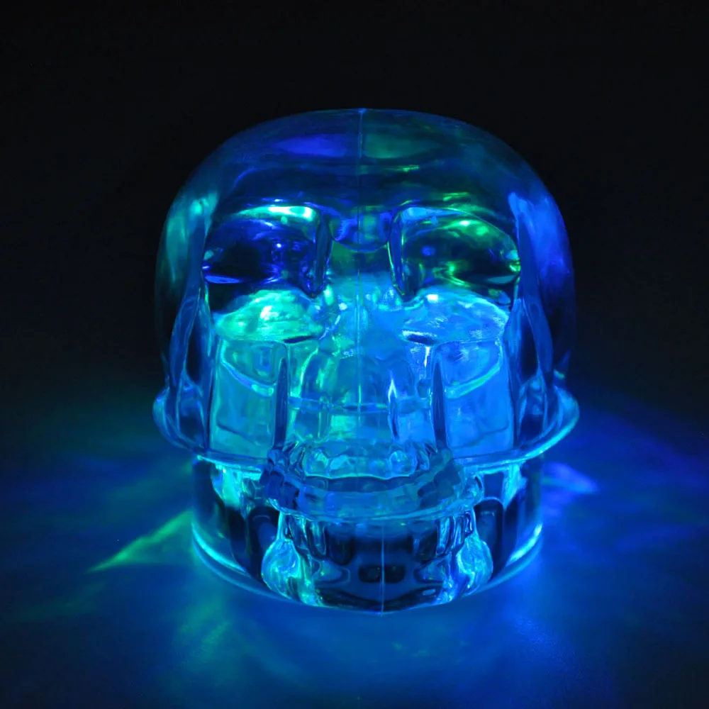 

2 Layers Skull Head Acrylic Plastic Herb Grinder With RGB LED Light 54MM colorful Light Plastic Tobacco Grinder Herb Adapt