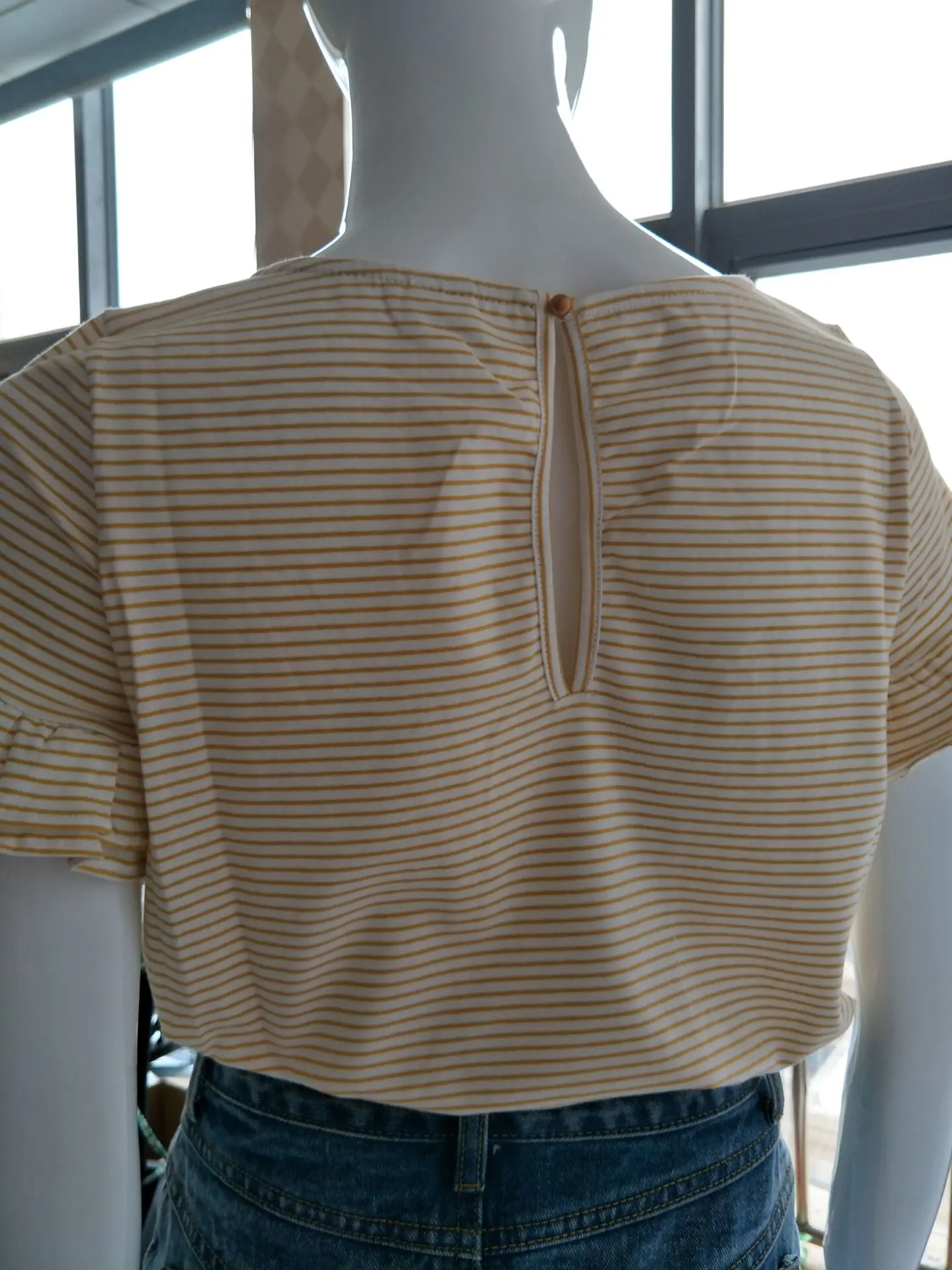 Женская футболка с короткими рукавами летняя рюшами и рисунком имбиря лето 2019 |