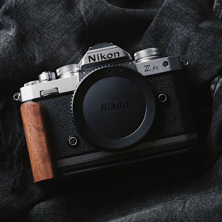 

Hand Grip Wood+Aluminium Material Quick Release L Plate Bracket For NIKON ZFC