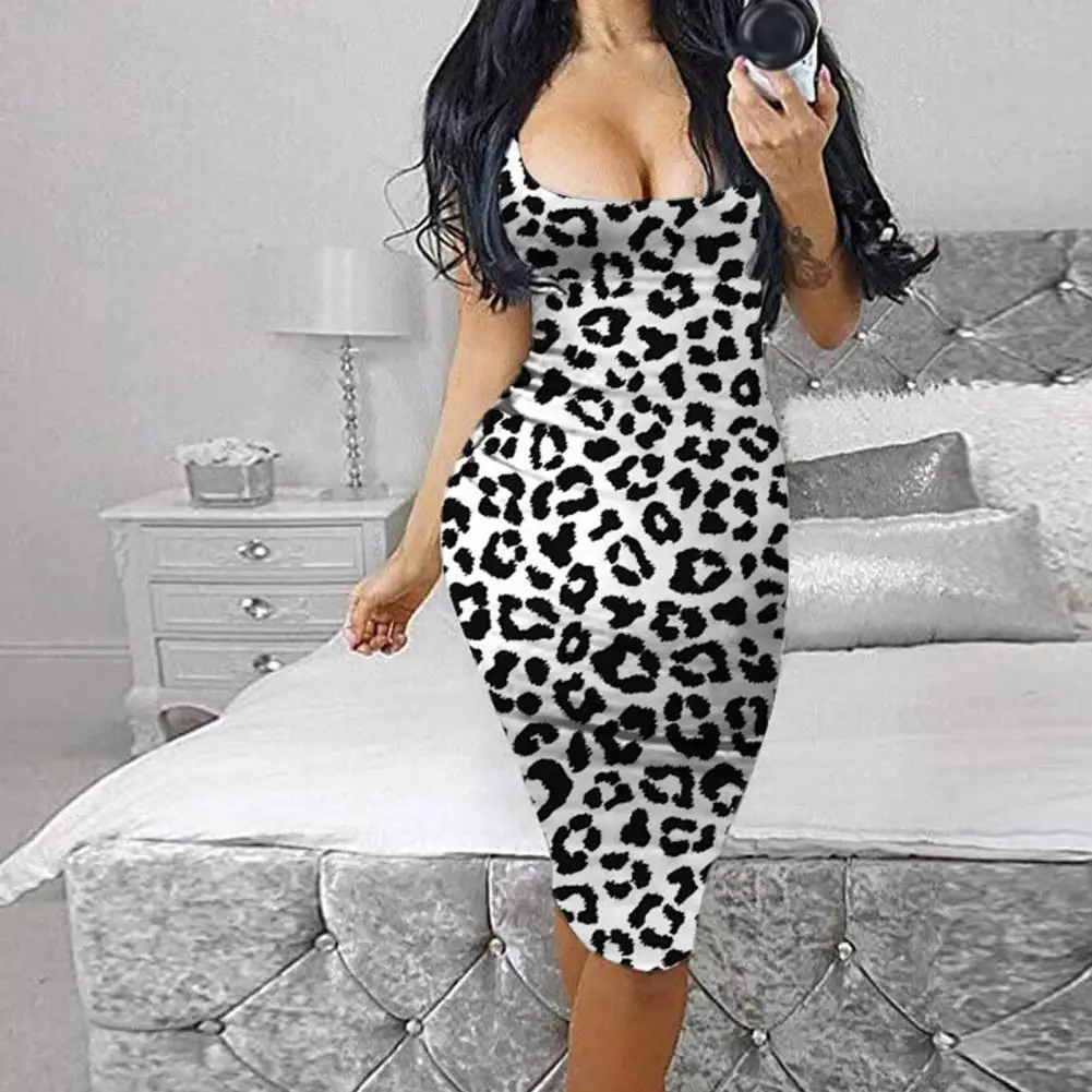 

Summer Woman Dress 2021 Midi Dress Sexy Women Dress Shoulder Straps Leopard Camouflage Low Cut Sleeveless Bodycon Dress for Part
