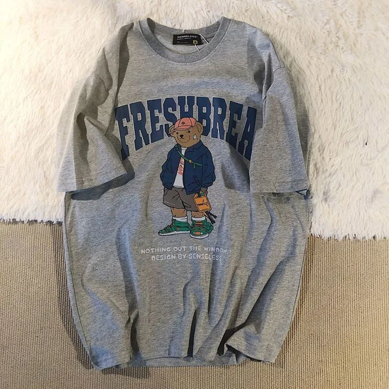 

2021 Summer New Korean Version of Loose Bear Print Short-sleeved T-shirt Schoolgirl Bai Tsinghara Wind Salt Jacket