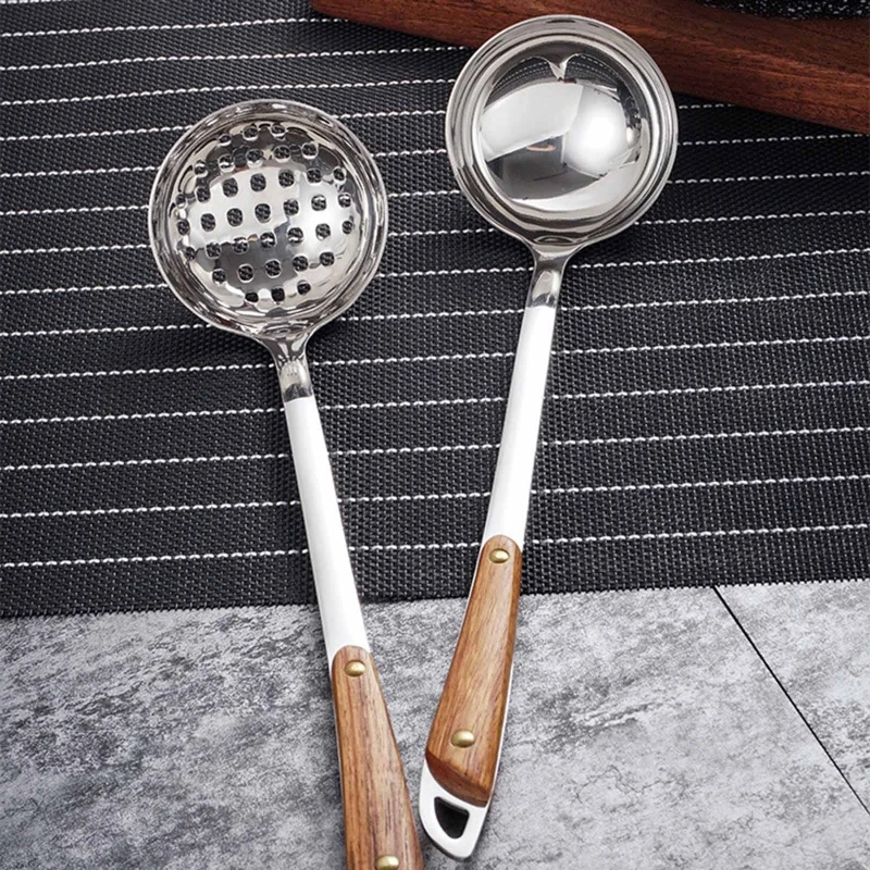 

Stainless Steel Hot Pot Soup Spoon Scoop Long Handle Wooden Colander Filter Kitchen Tableware Cooking Tool Gadgets