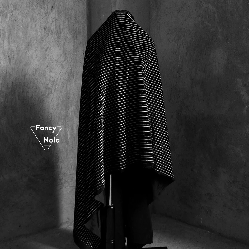 Бархатное матовое бархатное платье в черную полоску из корейской велюровой