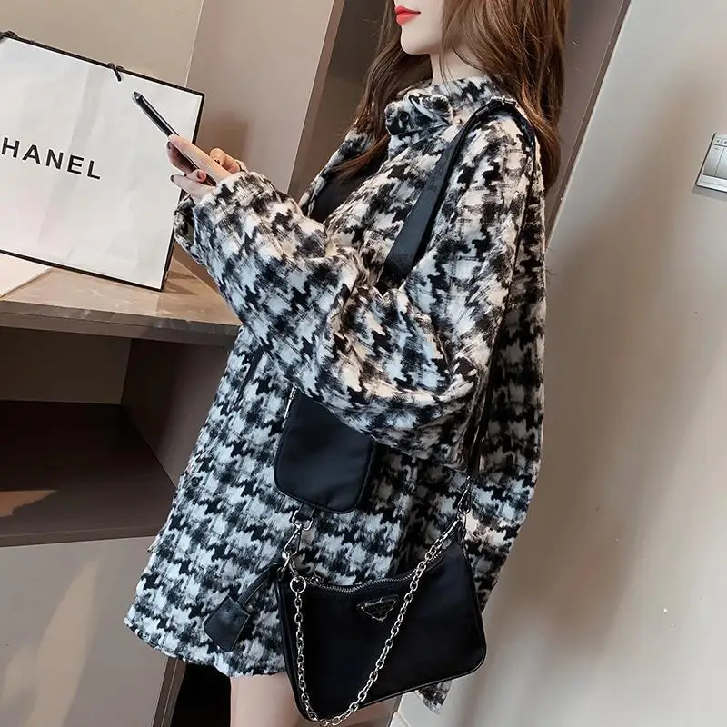 

Thousand birds plaid blouse women Korean version loose thickening 2021 design sense minority autumn and winter coat shirt Hong K