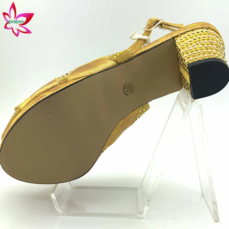 Винный Цвет модная свадебная фотосессия новинка женские туфли-лодочки и сумка в