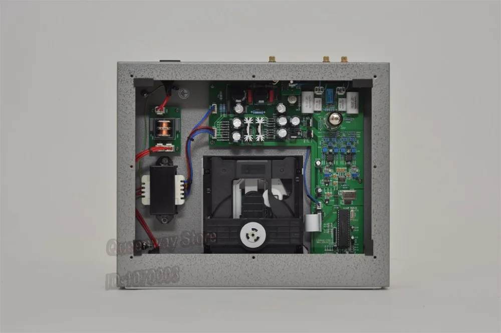 

R-083 Line Magnetic LM-215CD Vacuum Tube Output CD Player