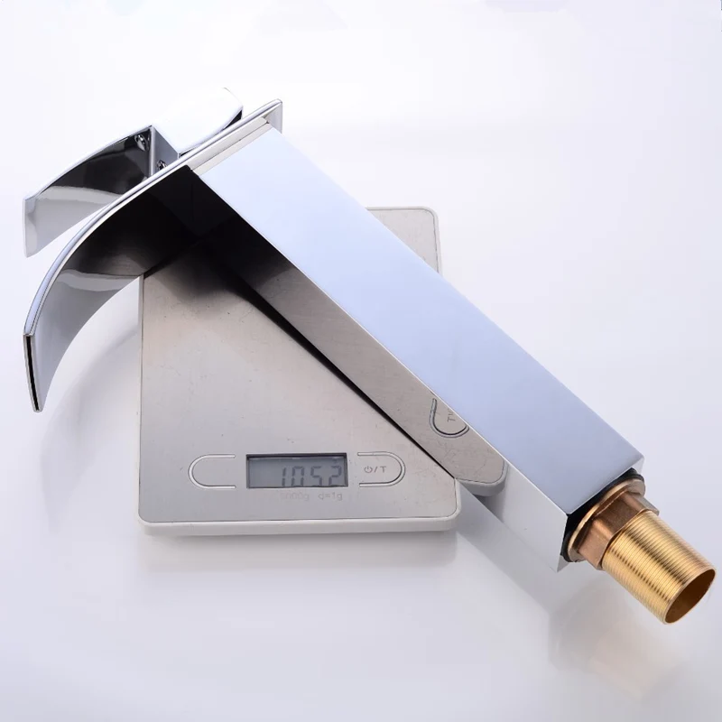 Хромированный водопад кран Однорычажный Смеситель Для Ванная комната для