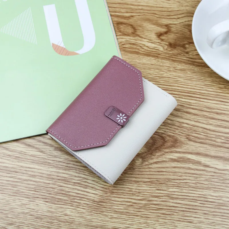 

Новинка 2021, модный кошелек из искусственной кожи, маленький свежий Дамский короткий кошелек, Женский кошелек с 70% скидкой, Студенческая сумк...