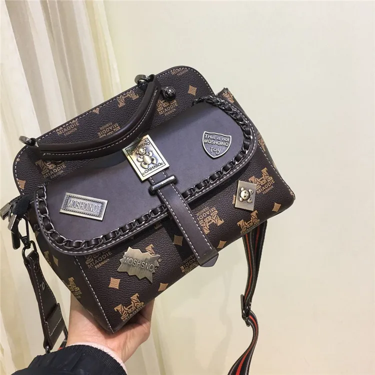 

Vintage Women Handbag New Famous Brand Designer Fashion Fashion Shoulder Messenger Bag Vintage Simple Small Square Bag